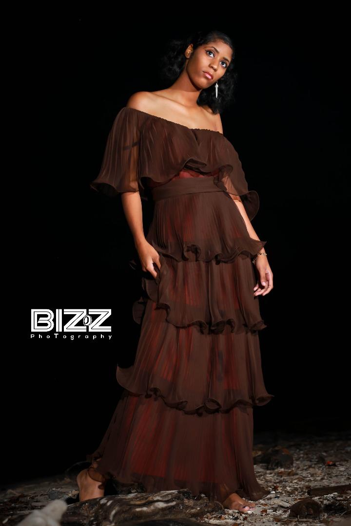 Female model photo shoot of Bizz Photography