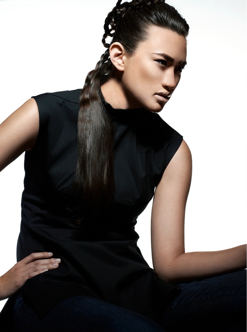 Female model photo shoot of Amina Garrett-Scott