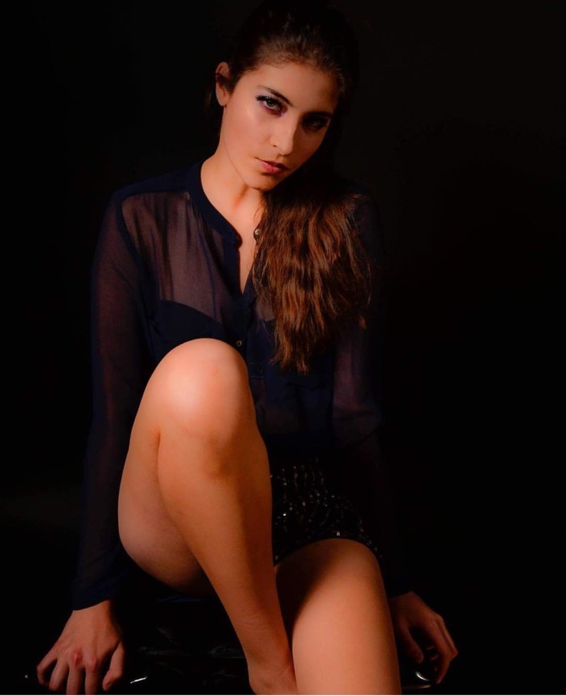 Female model photo shoot of Luisa Aponte