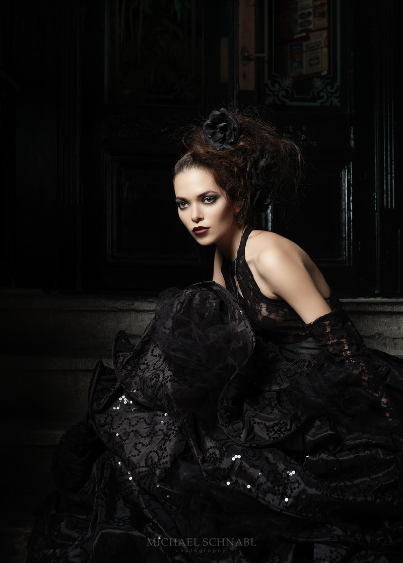 Female model photo shoot of Alena Tsar