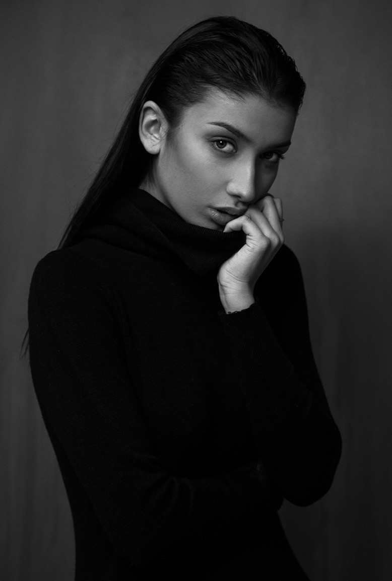 Female model photo shoot of natellasimhovich