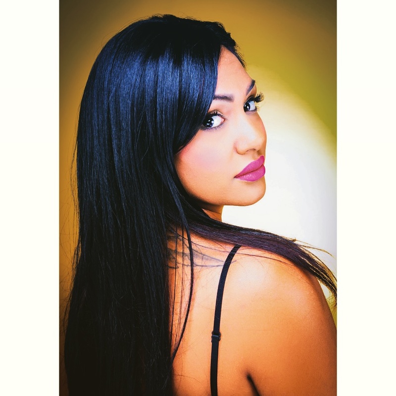 Female model photo shoot of La-Romana
