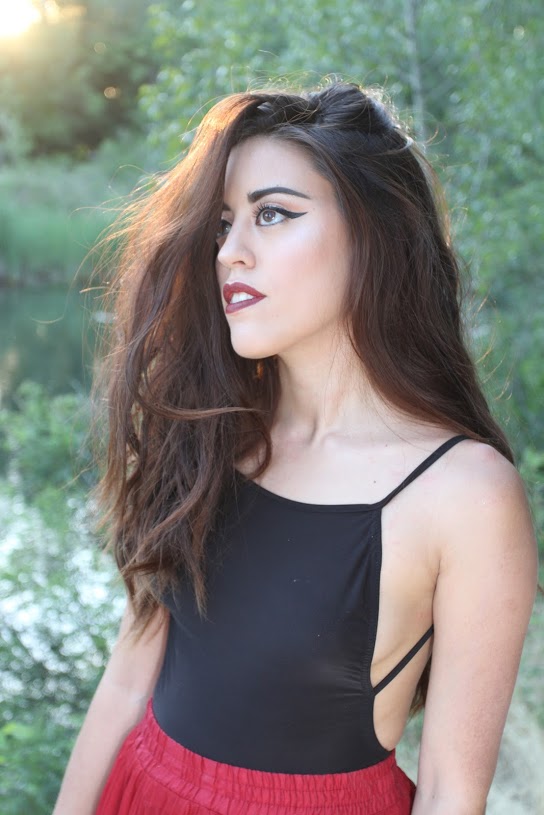Female model photo shoot of baeleigh hamlin in Veterans Memorial Park