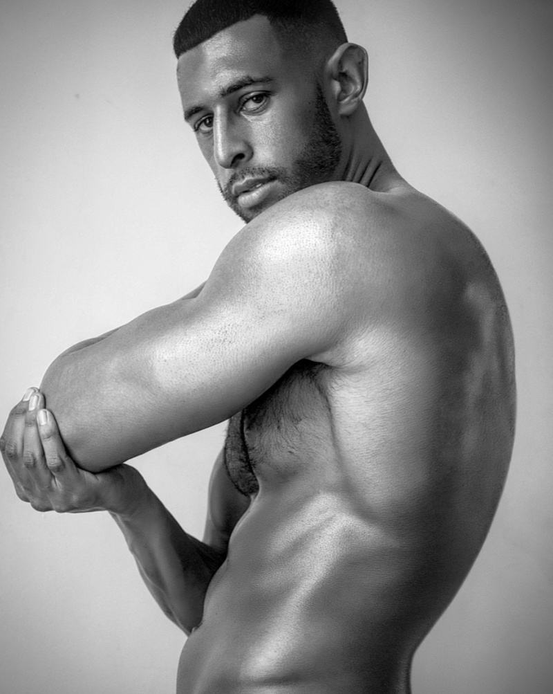Male model photo shoot of Michael DiBenedetto