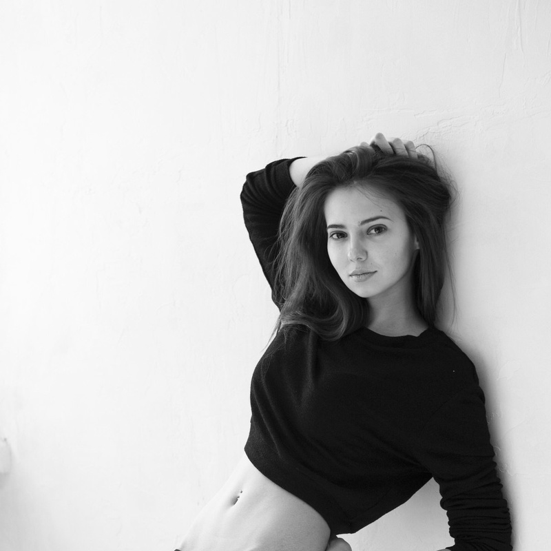 Female model photo shoot of JuliaGerlyuk