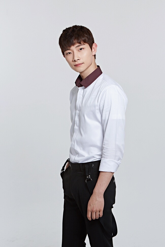 Male model photo shoot of Wonjun
