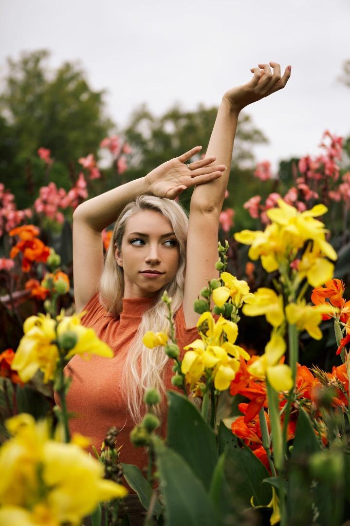 Female model photo shoot of Elizabittner