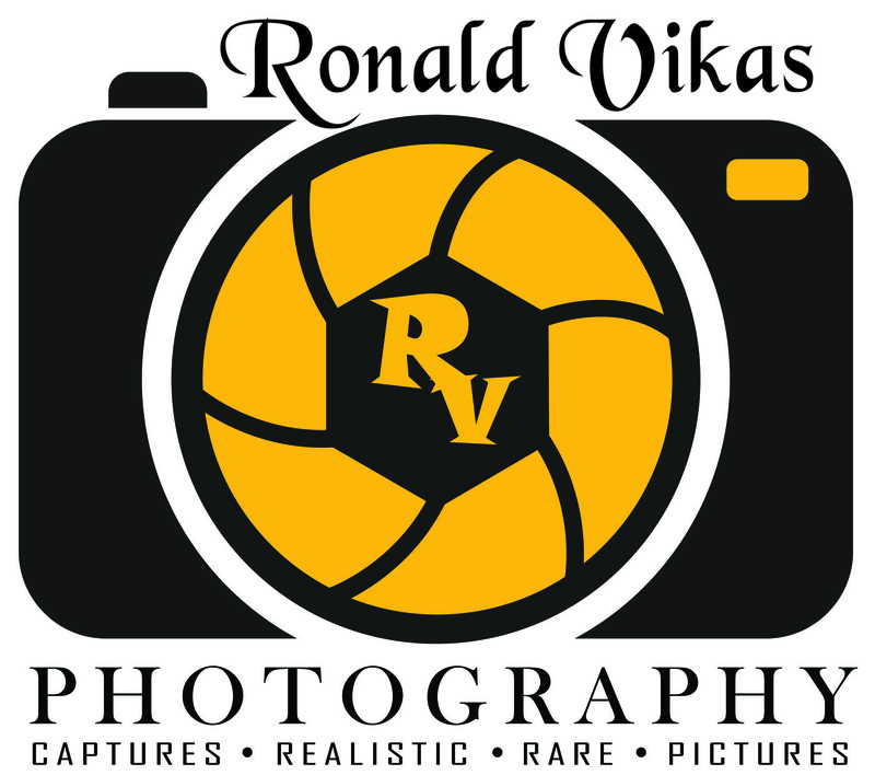 Male model photo shoot of Ronald Vikas