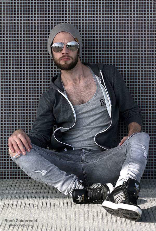 Male model photo shoot of MichaelxxxDuncan