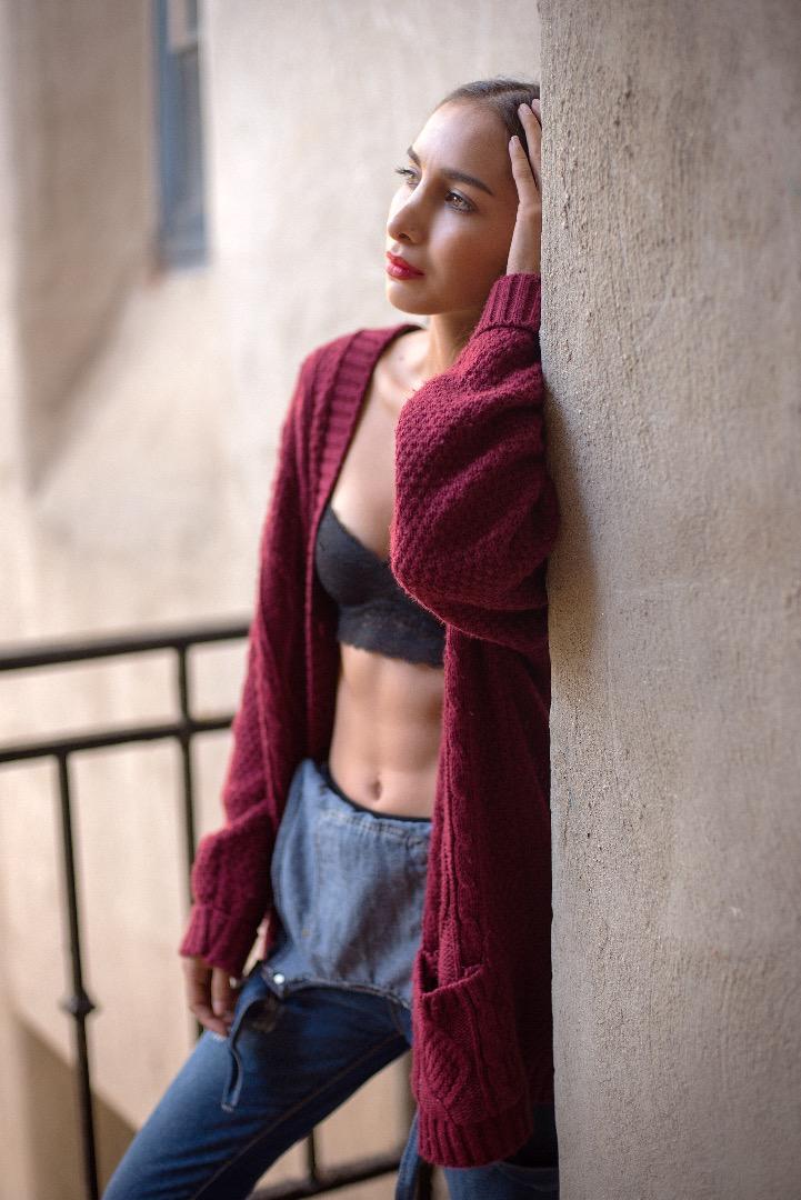 Female model photo shoot of Diana Santillan