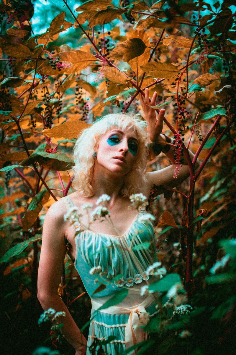 Female model photo shoot of Mandi- haerie_faerie in Lansing, MI