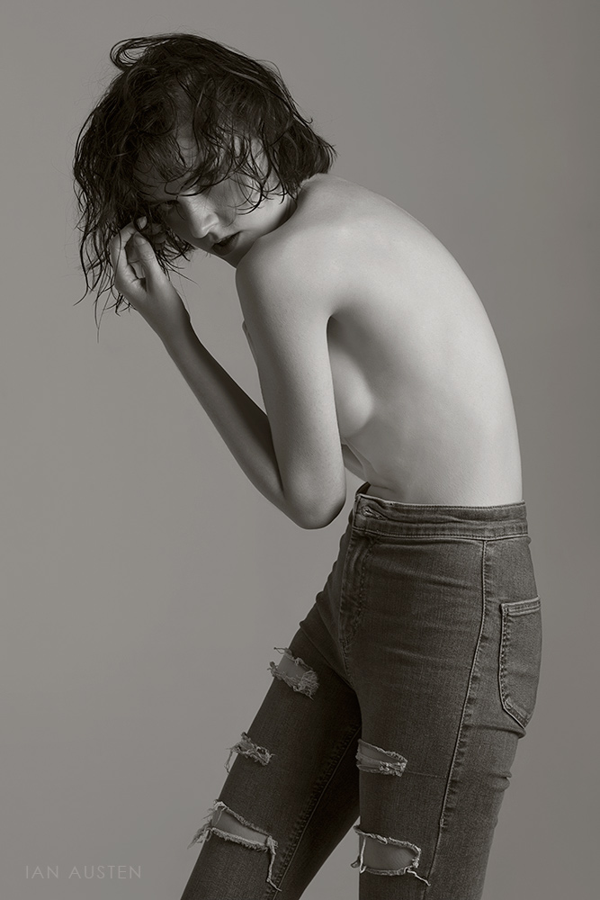Male model photo shoot of Ian Austen