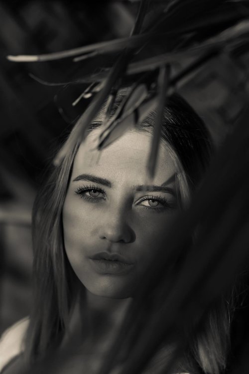 Female model photo shoot of soneia in Los Angeles