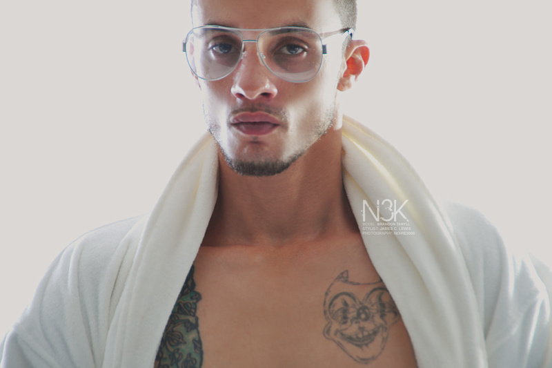 Male model photo shoot of Brandon Taryll