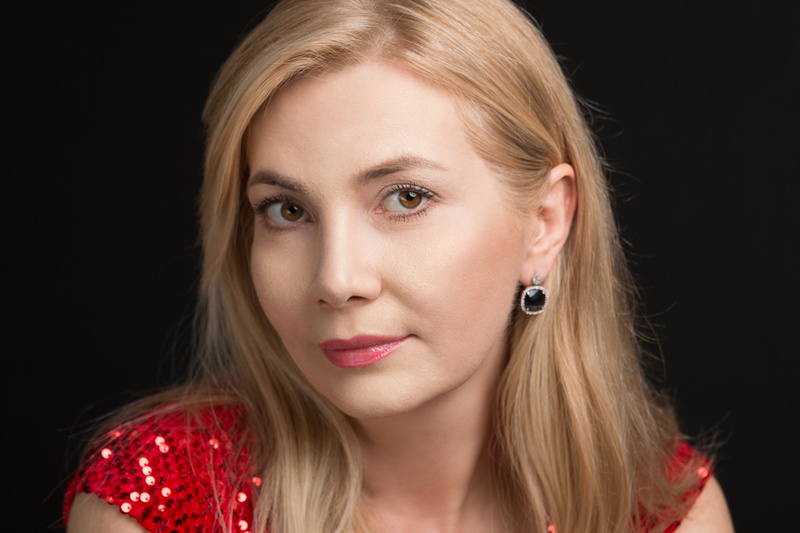 Female model photo shoot of Izabela Gzowska in Warsaw