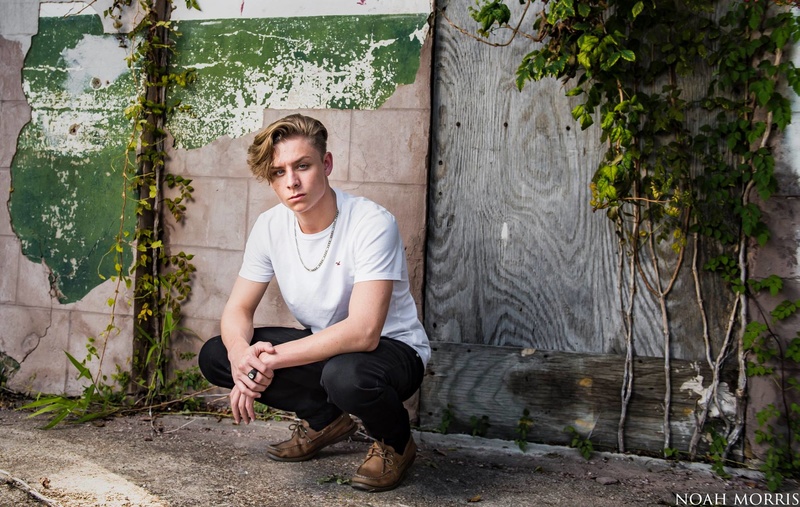 Male model photo shoot of Bailey Benafield in Downtown Tyler, Tx.