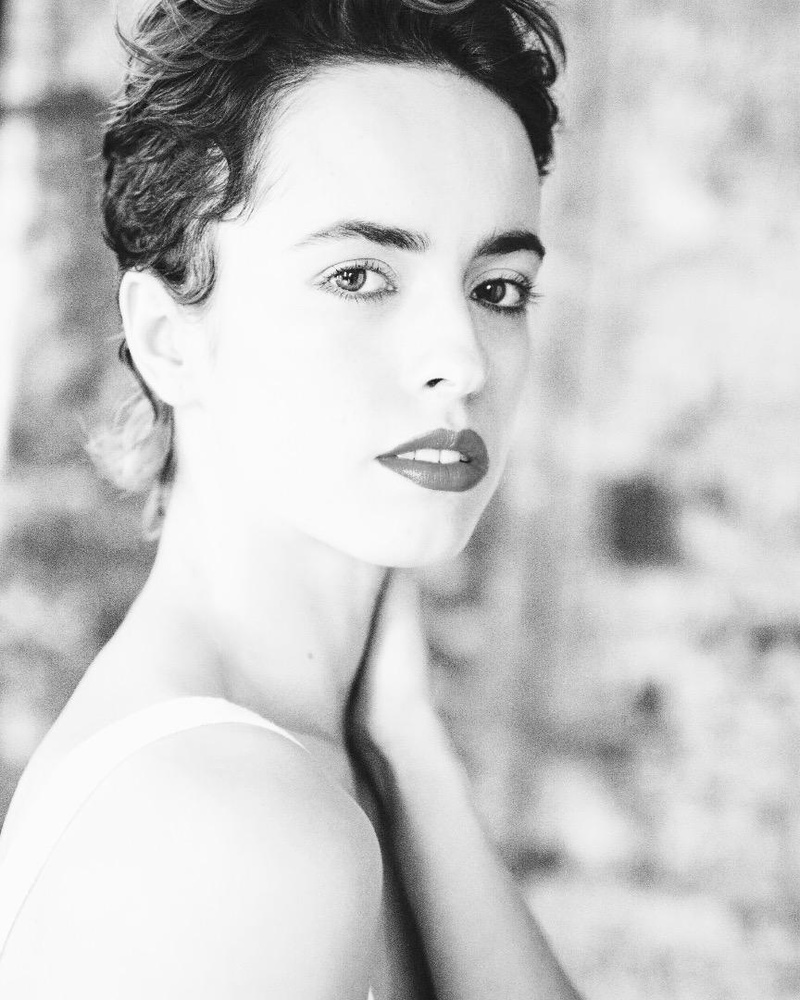 Female model photo shoot of Sasha Isaeva