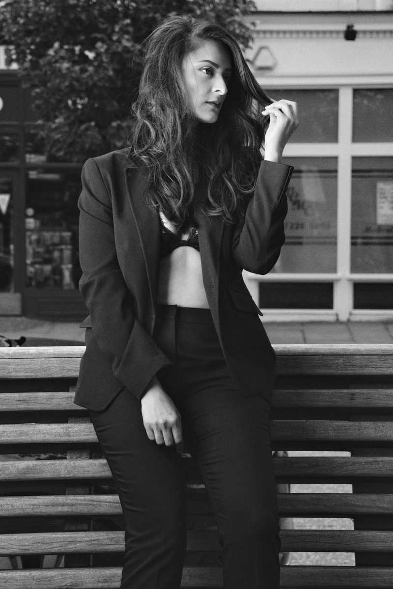 Female model photo shoot of Ranj V in Notting Hill Gate