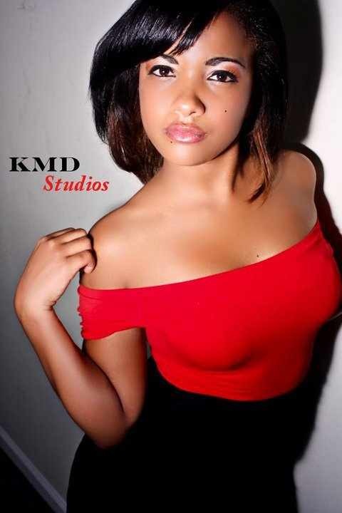 Female model photo shoot of Kay_lah