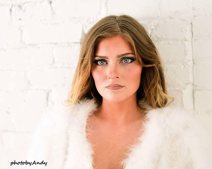 Female model photo shoot of Tiffanymarie2015