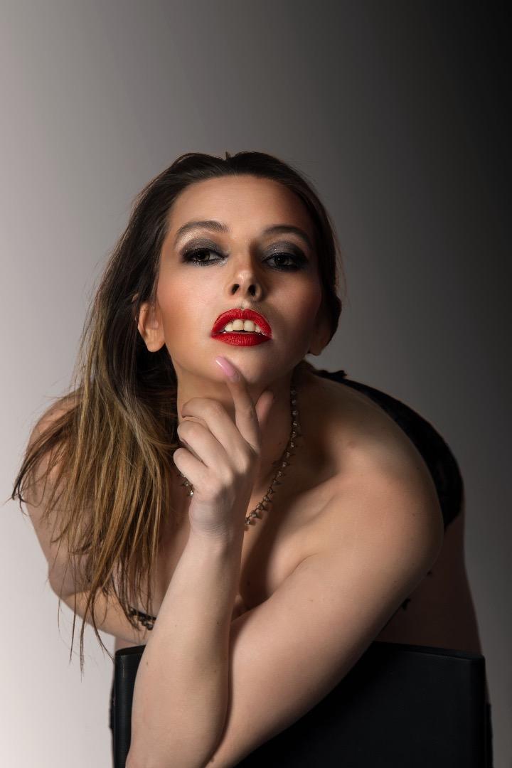 Female model photo shoot of Sheree Atalanta