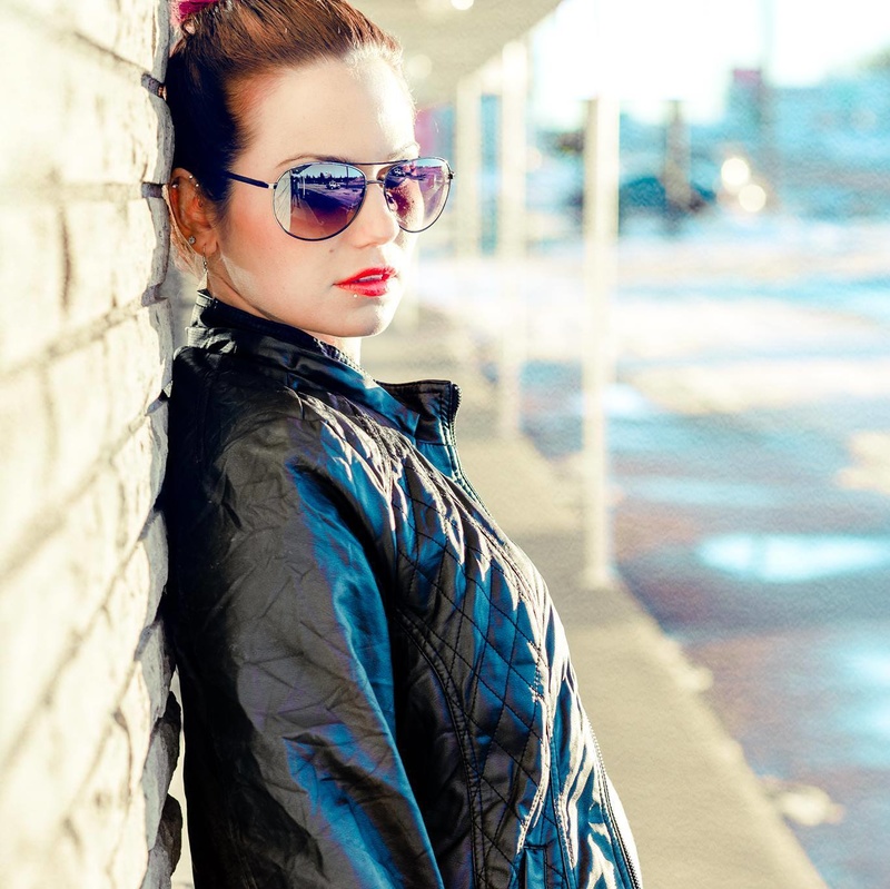 Female model photo shoot of Jenna Engel