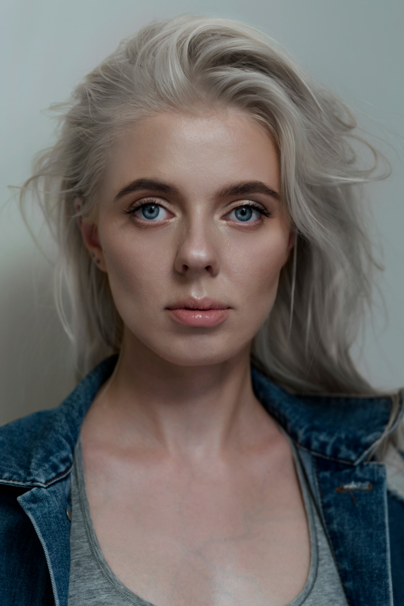 Female model photo shoot of White_Ocean