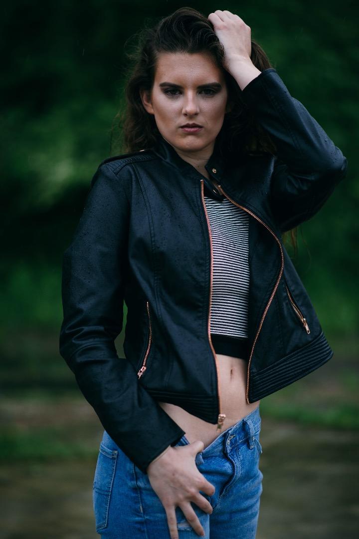 Female model photo shoot of Noelle Alexa