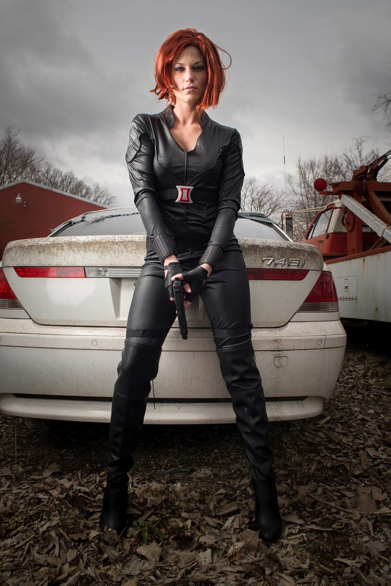 Female model photo shoot of Lindsey  McNett in Piqua, OH