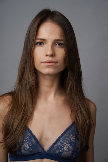 Female model photo shoot of EmiliaTynsk