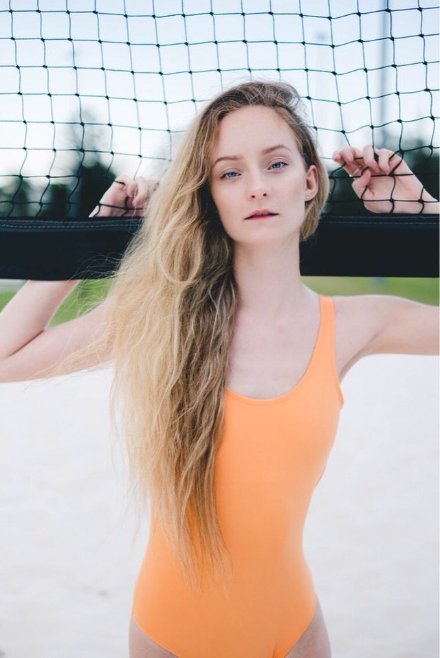 Female model photo shoot of Megglouise98