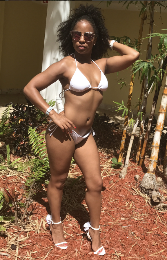 Female model photo shoot of Sable the Petite Model in Freeport, Bahamas
