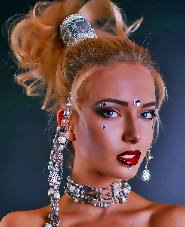 Female model photo shoot of Tinsel Dancer in Atlanta Georgia
