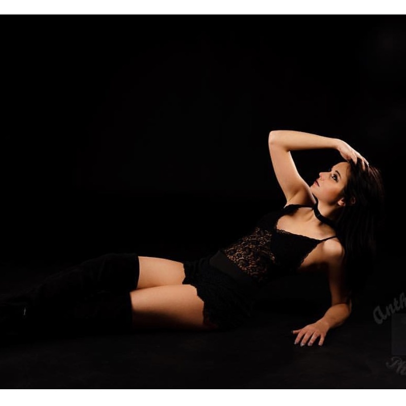 Female model photo shoot of Sera B