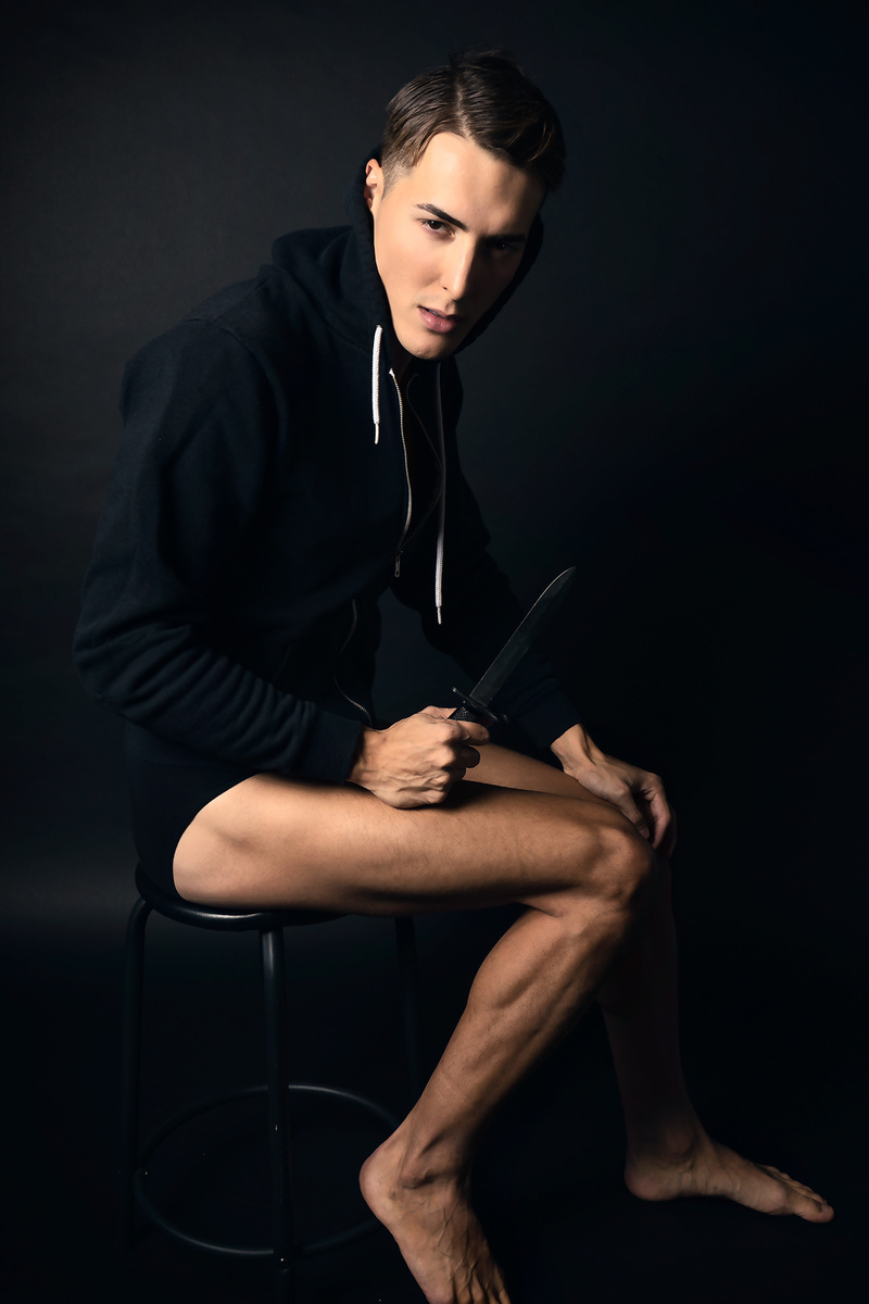 Male model photo shoot of Joshua David