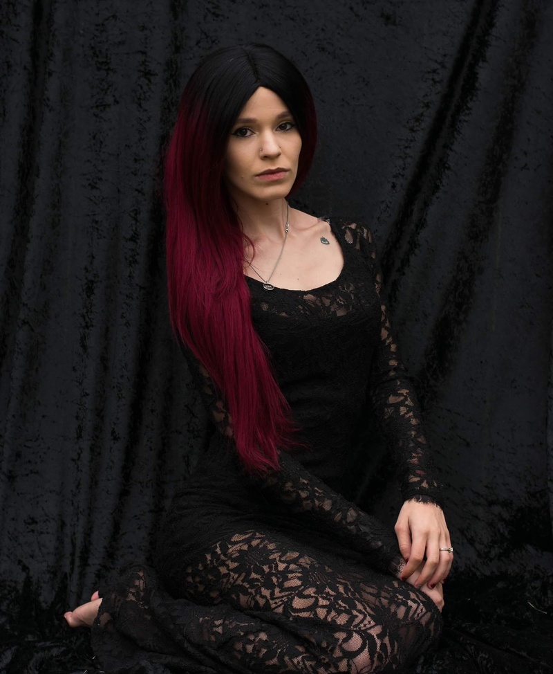 Female model photo shoot of TatianaAvilan