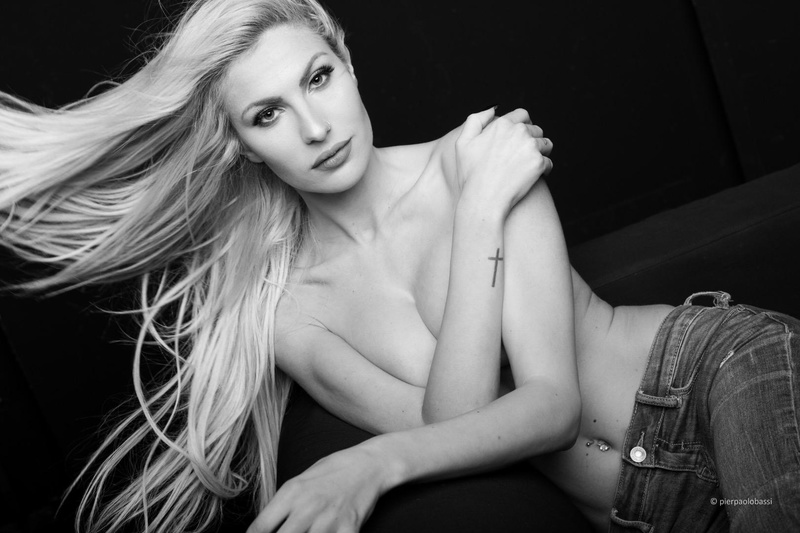Female model photo shoot of Alessandra Gengaro