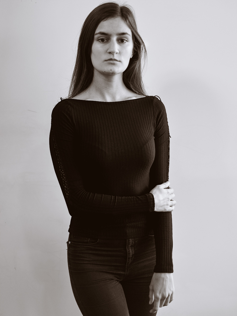 Female model photo shoot of Carolien_G by PeterNientied Foto in Rotterdam