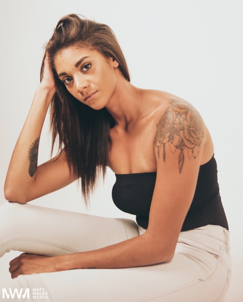 Female model photo shoot of AlexysNicole