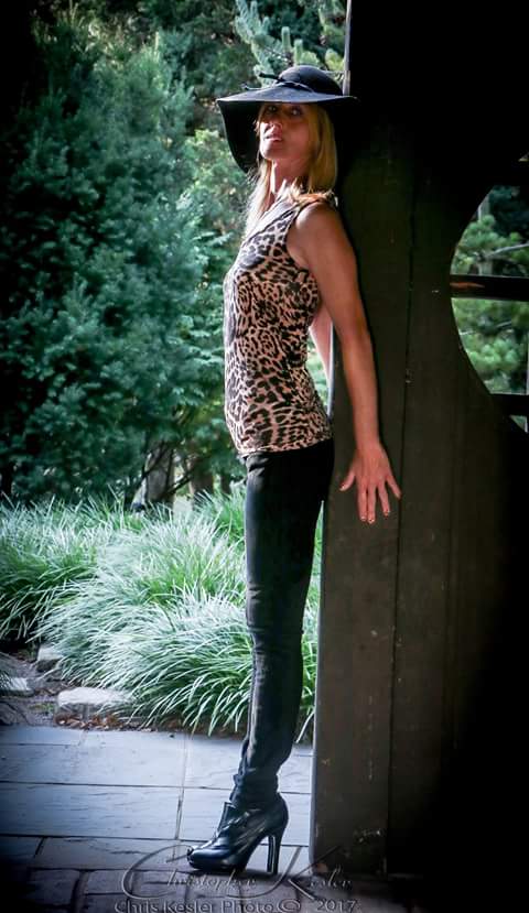 Female model photo shoot of Tabitha Parnham