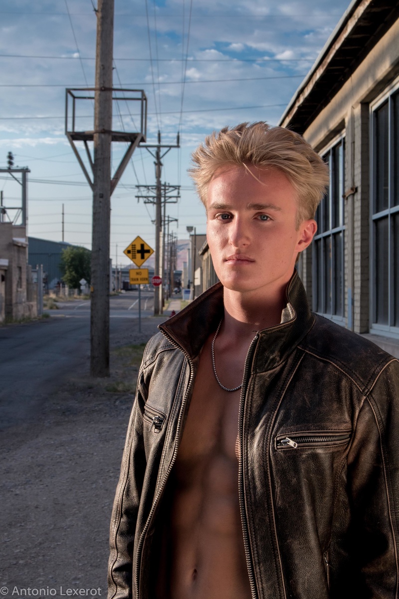 Male model photo shoot of Antonio Lexerot in SLC, Utah