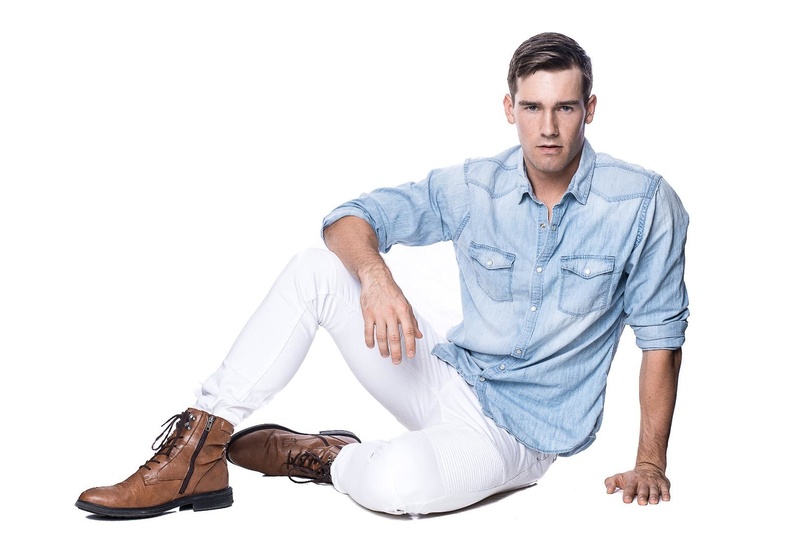 Male model photo shoot of AlexanderPerson