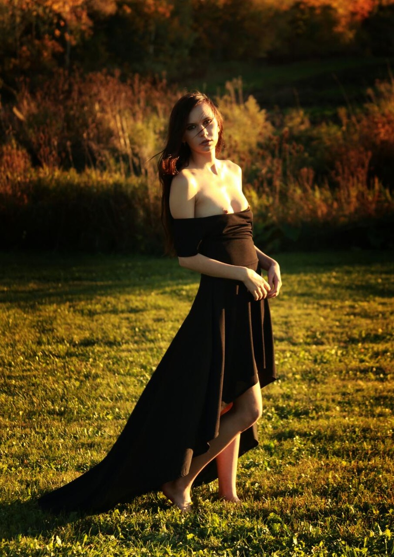 Female model photo shoot of Zara quinn in Guelph ON