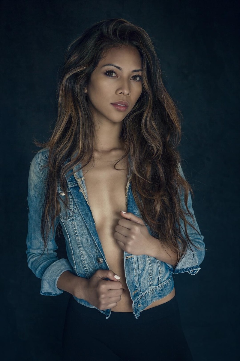 Female model photo shoot of Jpanizales by Michelle Sibrian