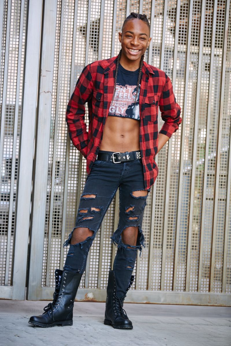 Male model photo shoot of Jordan Haywood in 1311 W. 5th. Unit 107 Los Angeles Ca 90017
