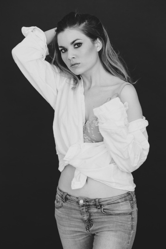Female model photo shoot of Adeline Evenson