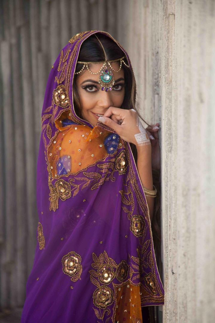 Female model photo shoot of Sonali Mohanty