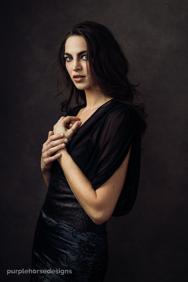 Female model photo shoot of Anna Smolens