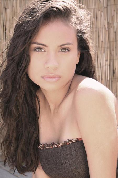 Female model photo shoot of Vanessa Borjas