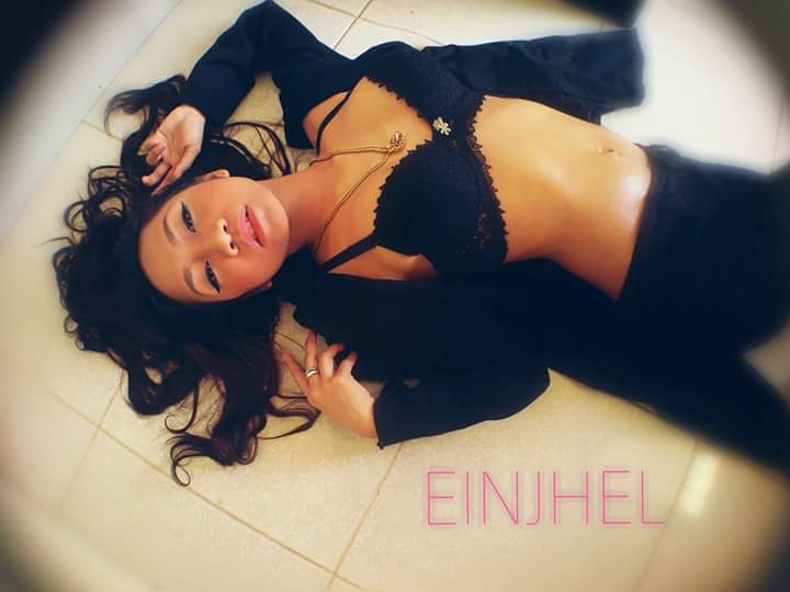 Female model photo shoot of EinjhelRoqz30
